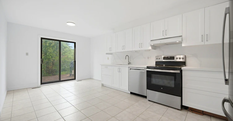 4676 Owl Circle, Mississauga, ON, L4Z 2W6 - 16