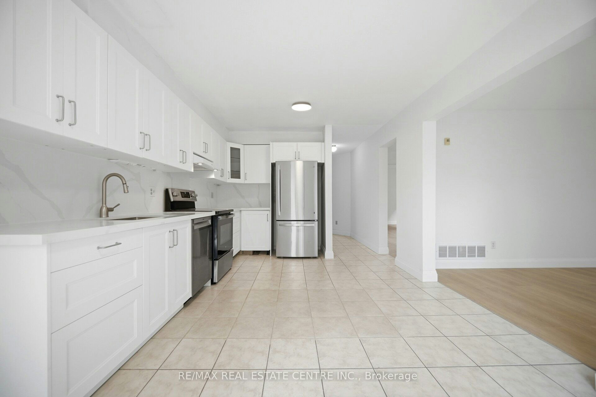 4676 Owl Circle, Mississauga, ON, L4Z 2W6 - 19