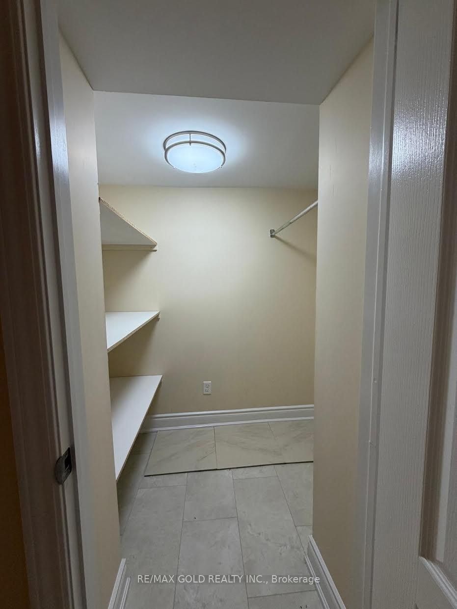 BSMT-20 Hiking Court, Brampton, ON, L6T 0M6 - 22