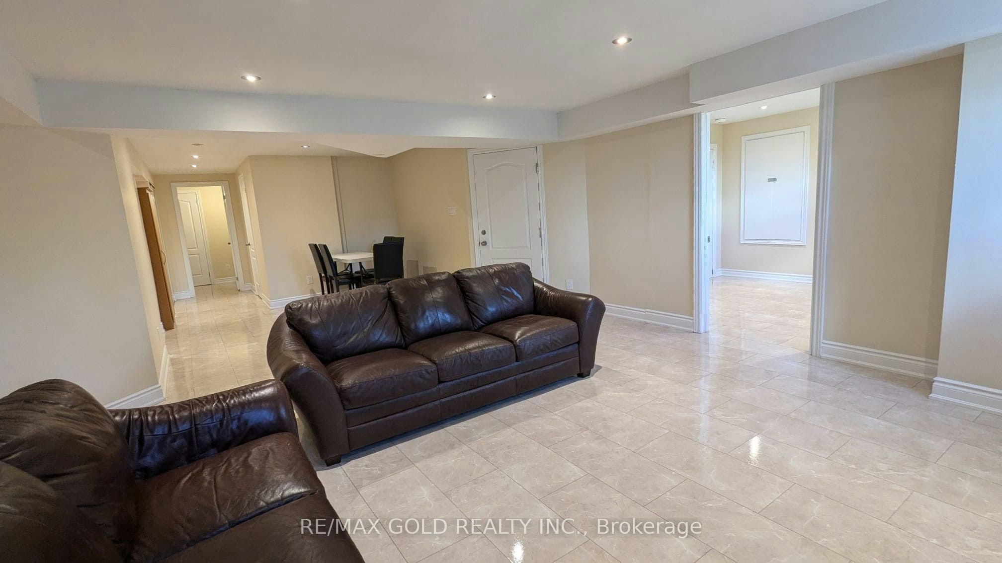 BSMT-20 Hiking Court, Brampton, ON, L6T 0M6 - 8