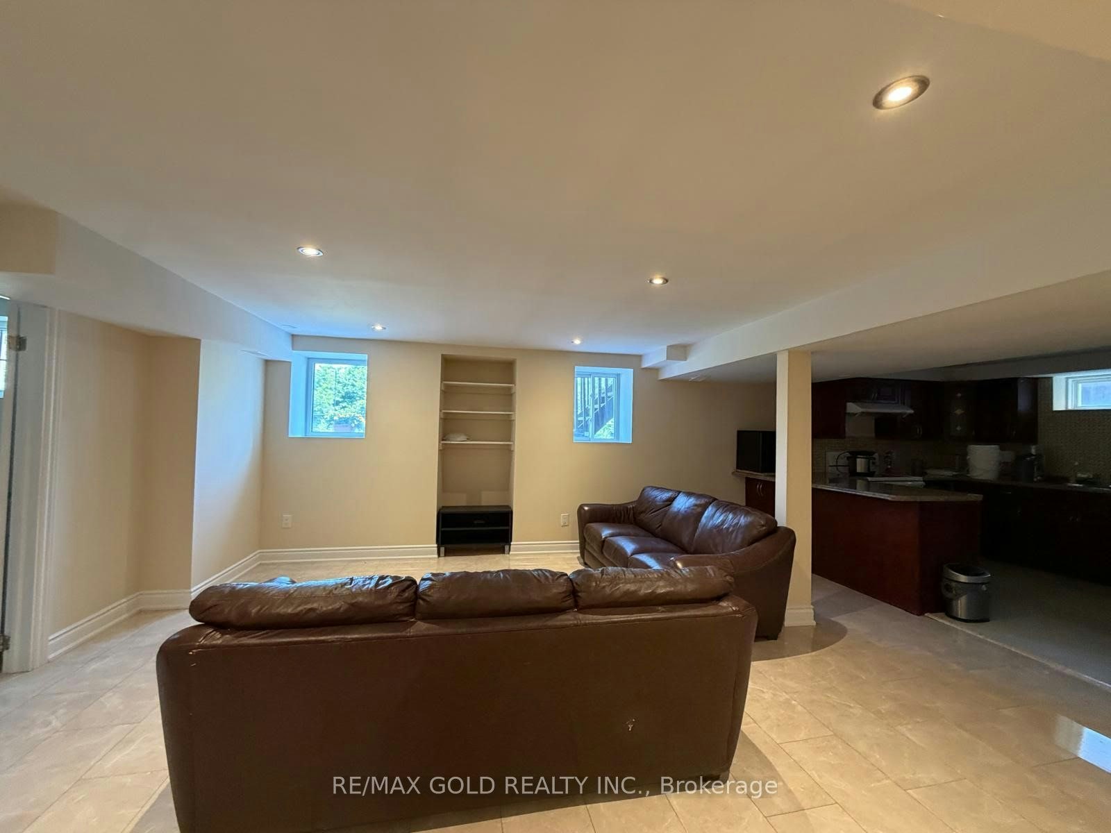 BSMT-20 Hiking Court, Brampton, ON, L6T 0M6 - 9