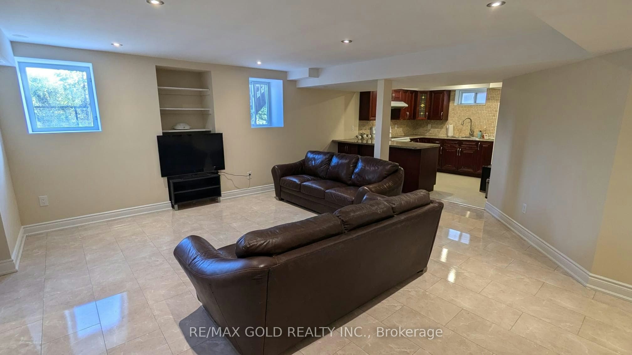 BSMT-20 Hiking Court, Brampton, ON, L6T 0M6 - 6