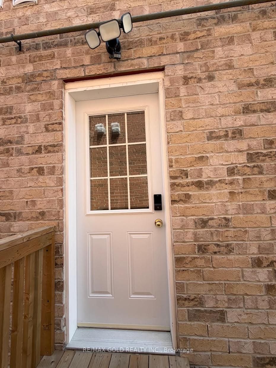 BSMT-20 Hiking Court, Brampton, ON, L6T 0M6 - 5