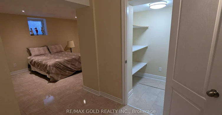 BSMT-20 Hiking Court, Brampton, ON, L6T 0M6 - 19