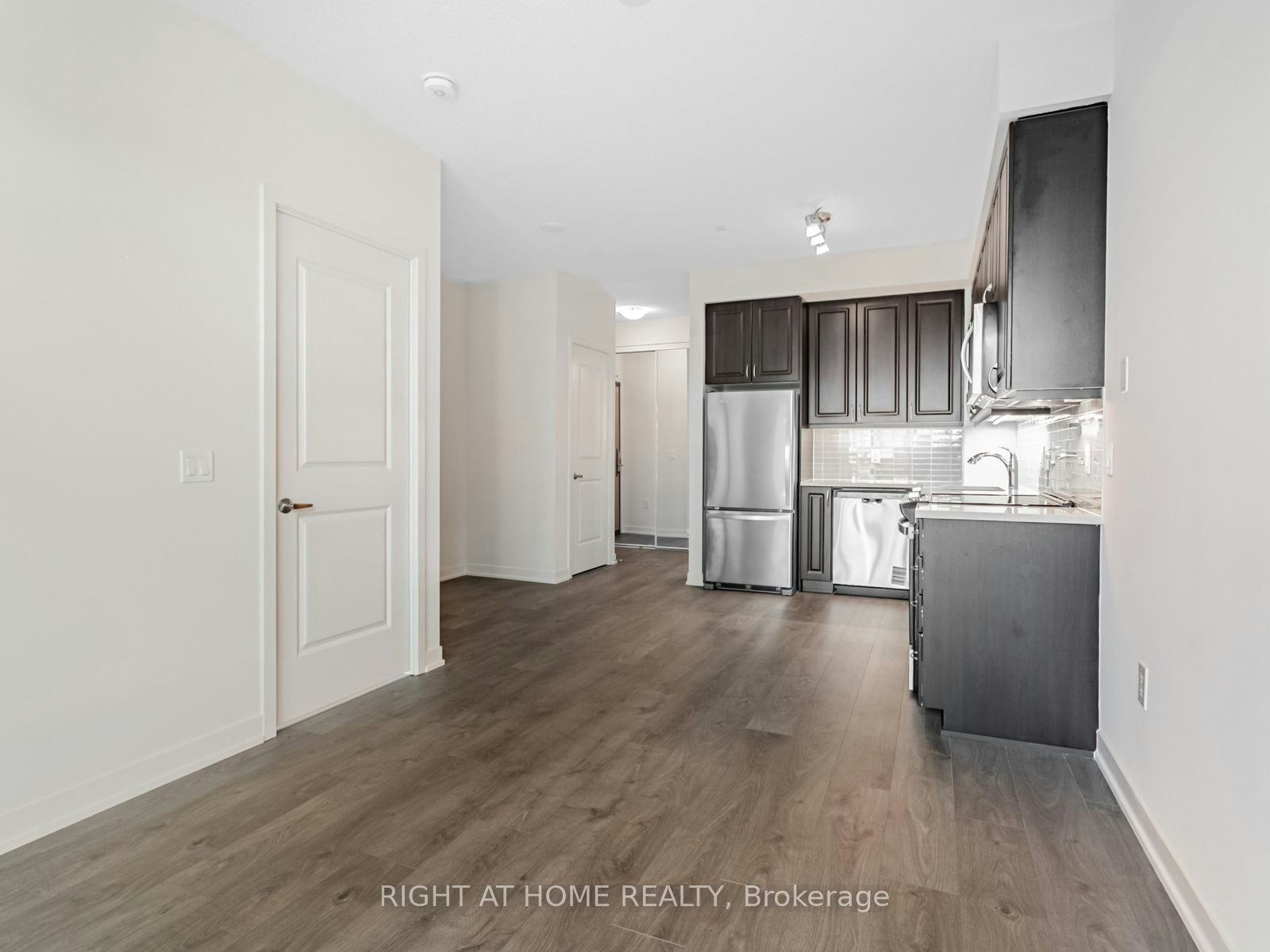 501-38 Annie Craig Drive, Toronto, ON, M8V 0G9 - 7