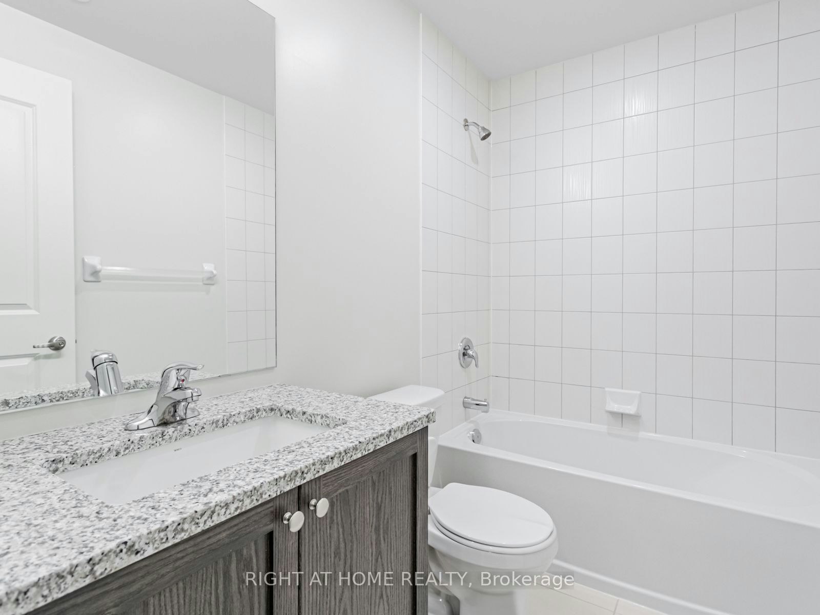 501-38 Annie Craig Drive, Toronto, ON, M8V 0G9 - 19