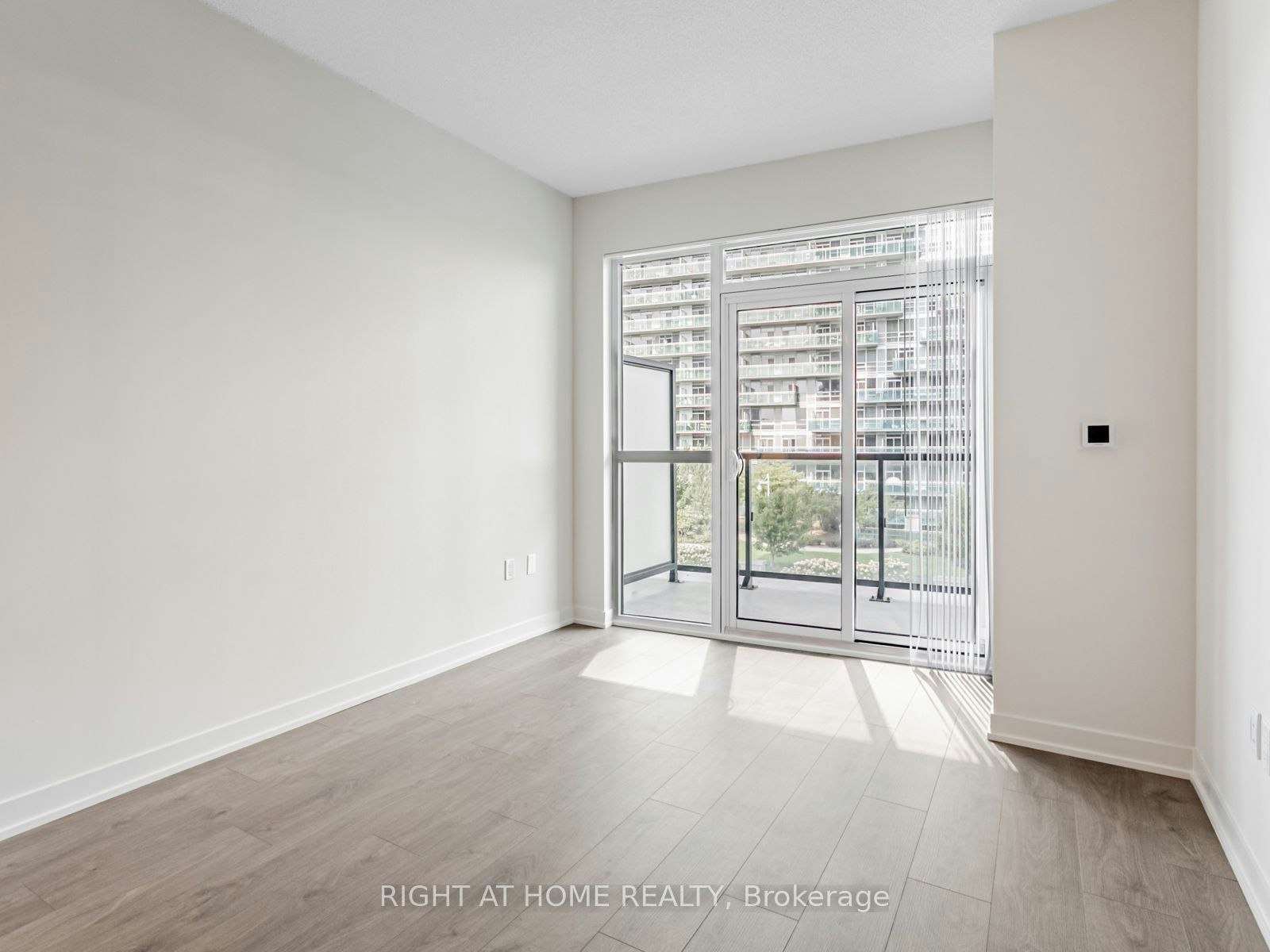 501-38 Annie Craig Drive, Toronto, ON, M8V 0G9 - 9