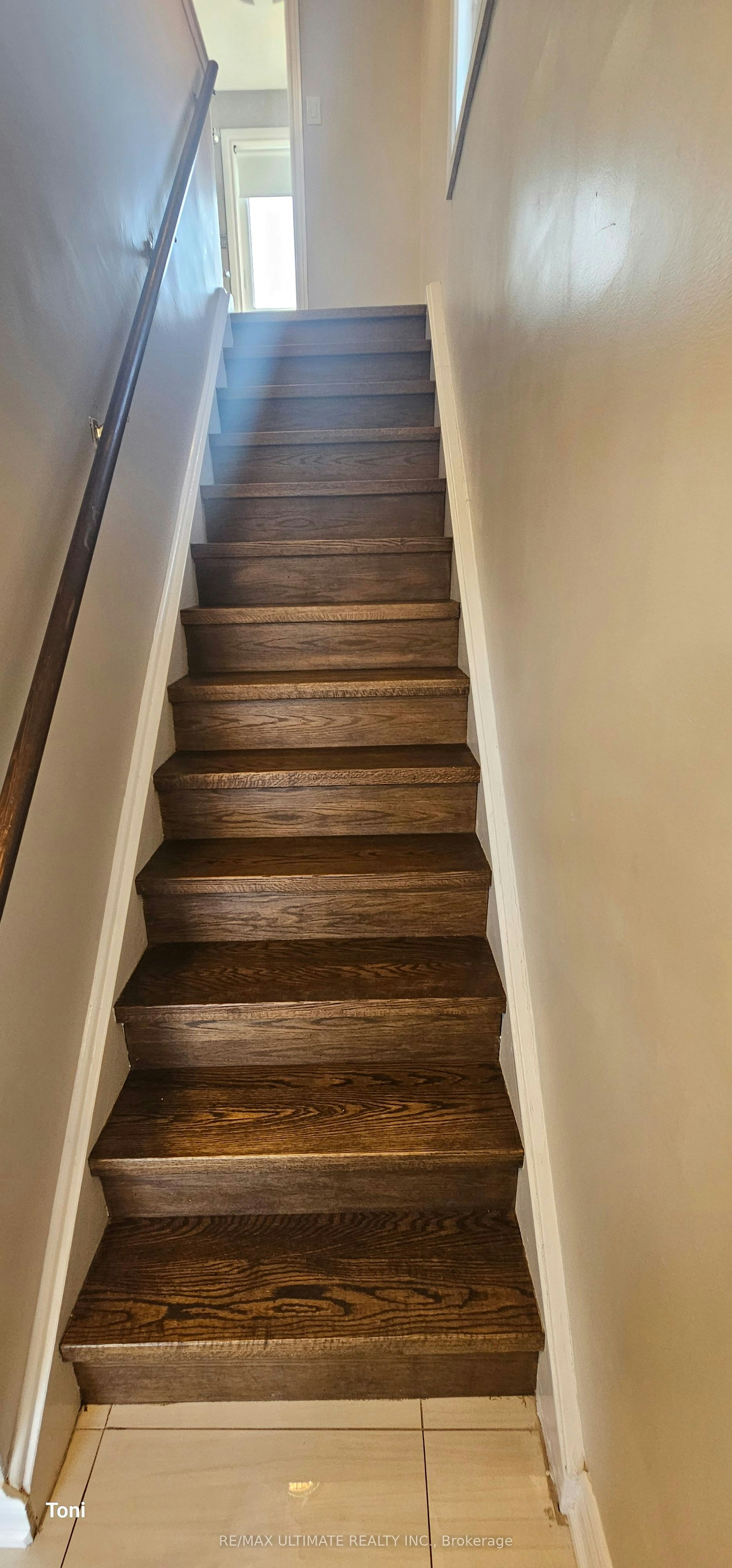Main-187 Epsom Downs Drive, Toronto, ON, M3M 1S8 - 10