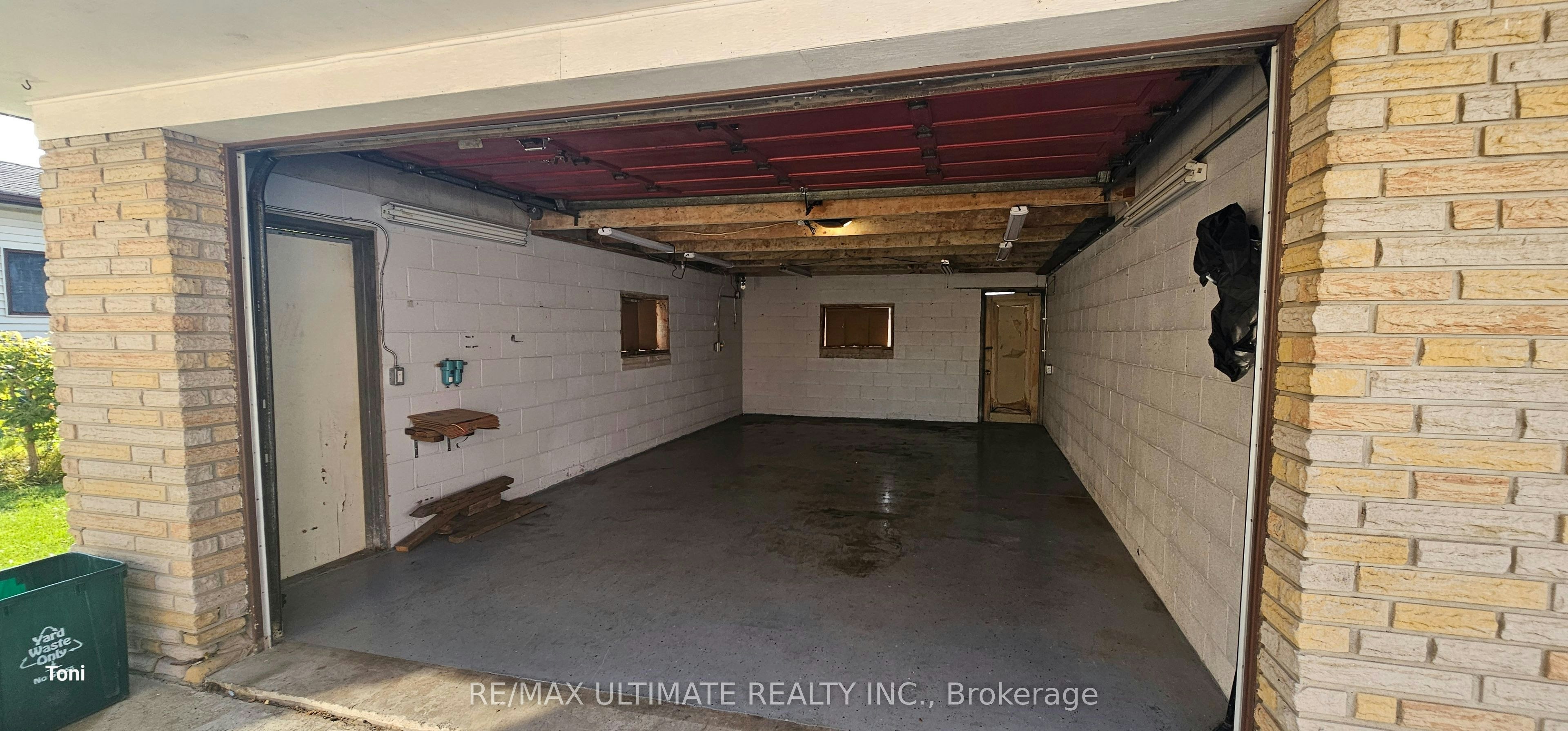 Main-187 Epsom Downs Drive, Toronto, ON, M3M 1S8 - 20