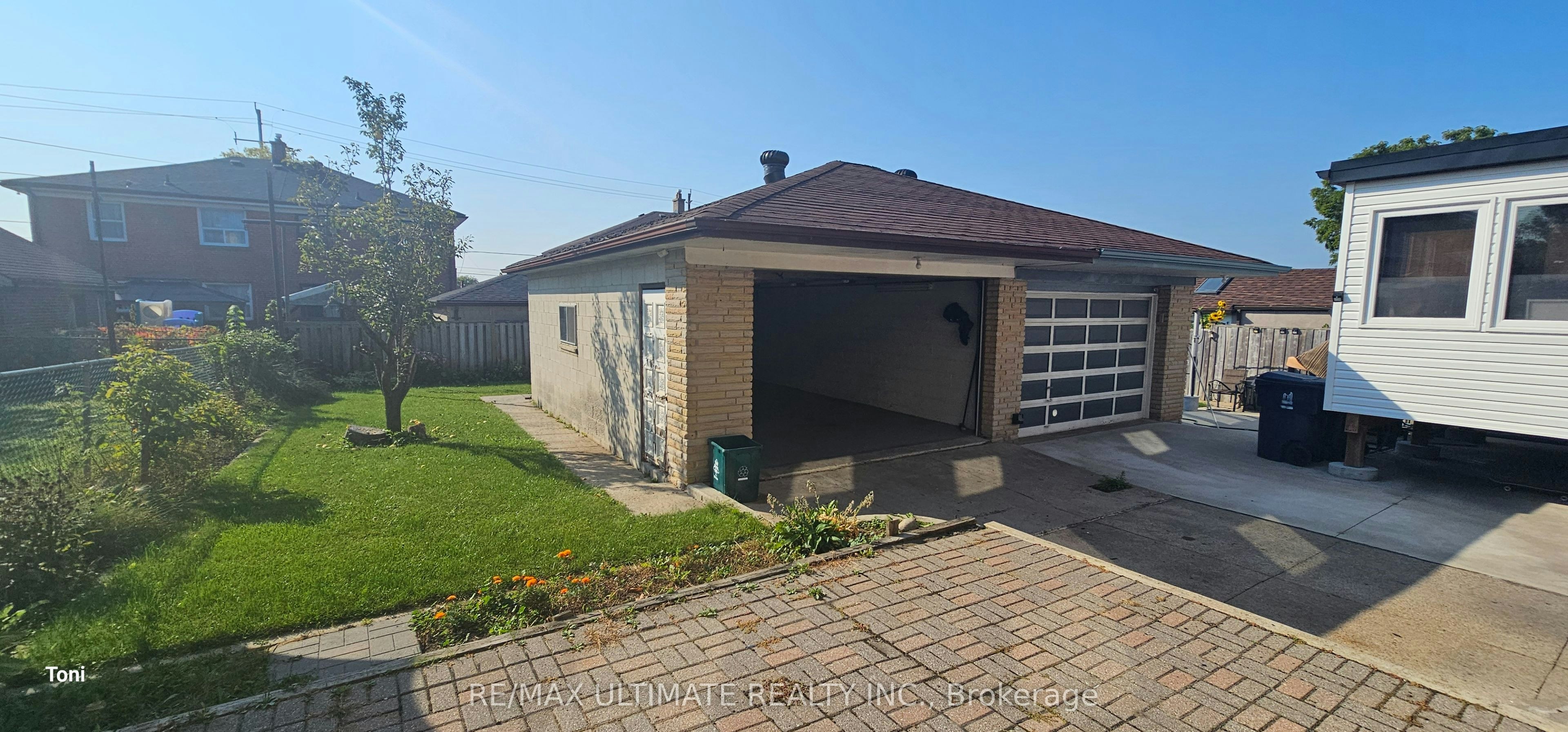 Main-187 Epsom Downs Drive, Toronto, ON, M3M 1S8 - 22