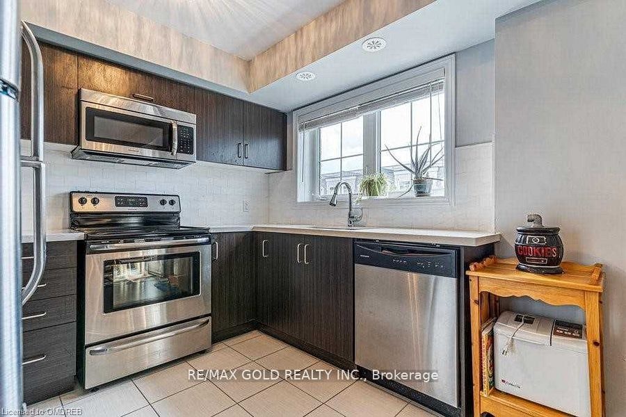 94-2441 Greenwich Drive, Oakville, ON, L6M 0S3 - 8