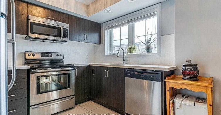 94-2441 Greenwich Drive, Oakville, ON, L6M 0S3 - 8