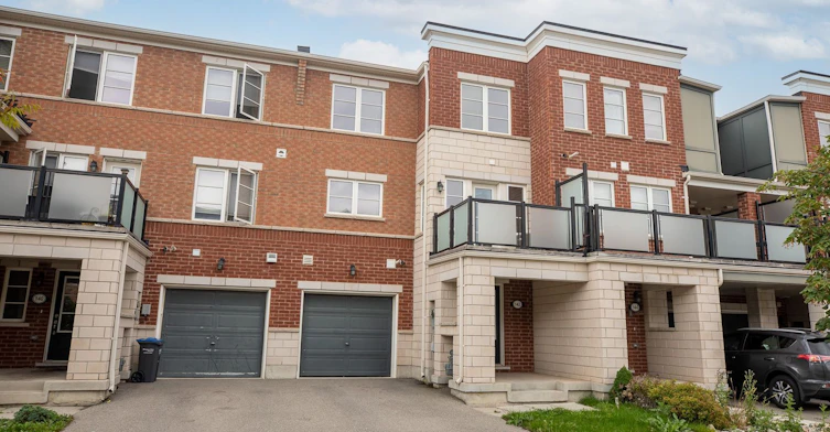 142 Baycliffe Crescent, Brampton, ON, L7A 3Z3 - 2