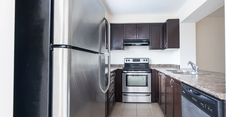 142 Baycliffe Crescent, Brampton, ON, L7A 3Z3 - 4