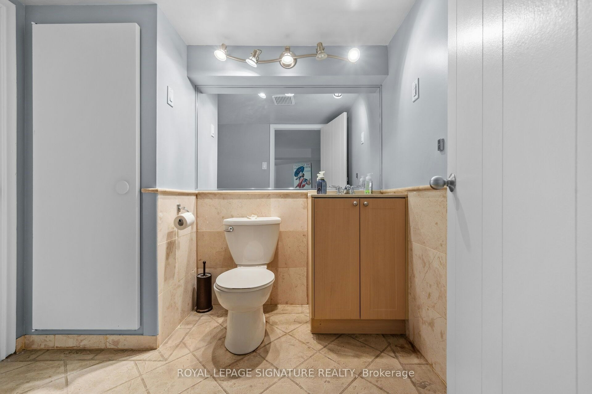2234 Gordon Drive, Mississauga, ON, L5B 1S9 - 25