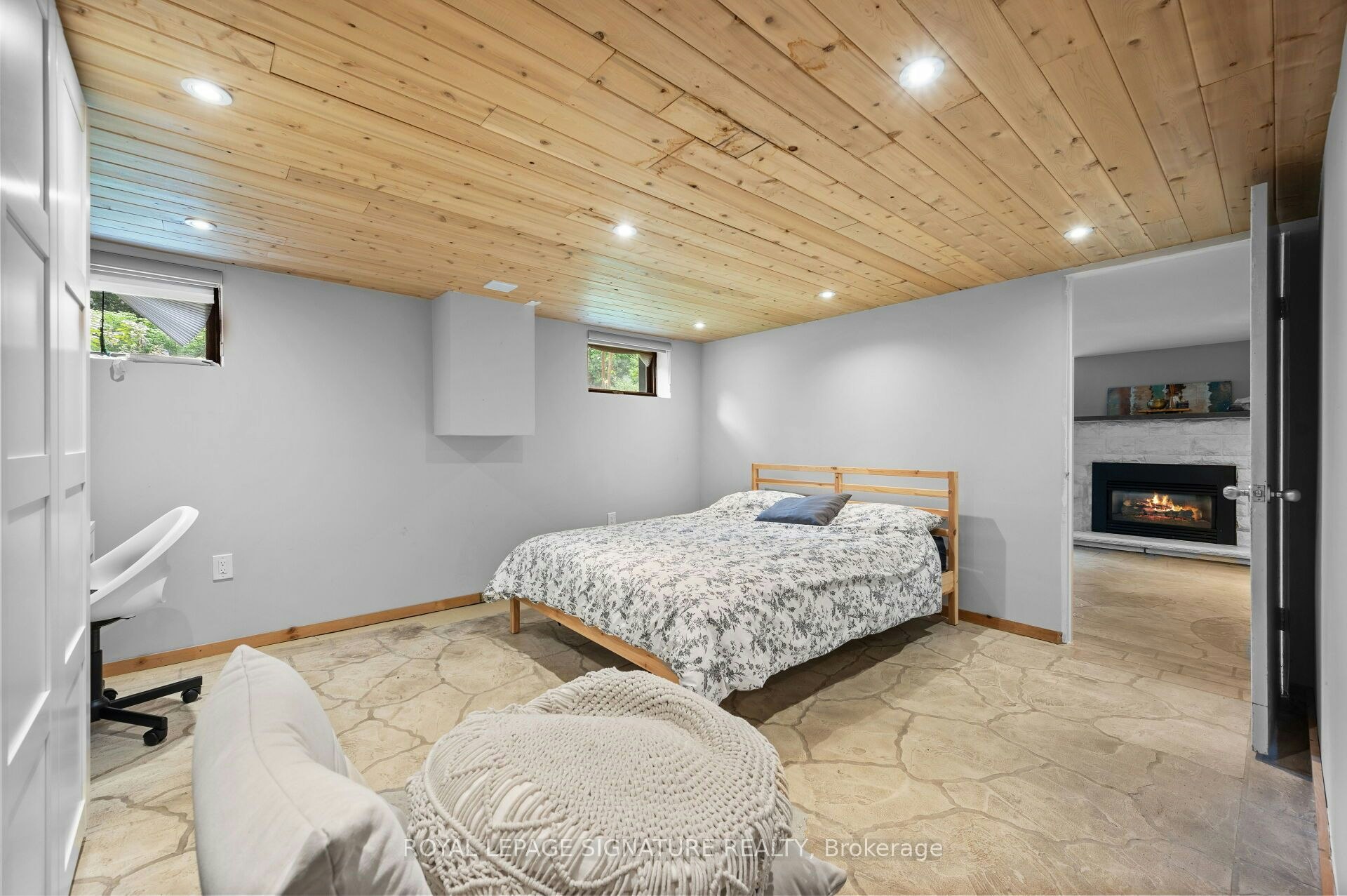 2234 Gordon Drive, Mississauga, ON, L5B 1S9 - 23