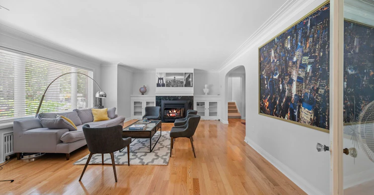 2234 Gordon Drive, Mississauga, ON, L5B 1S9 - 5