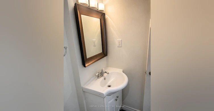 2 Crystal Crescent, Toronto, ON, M8W 2Z7 - 16