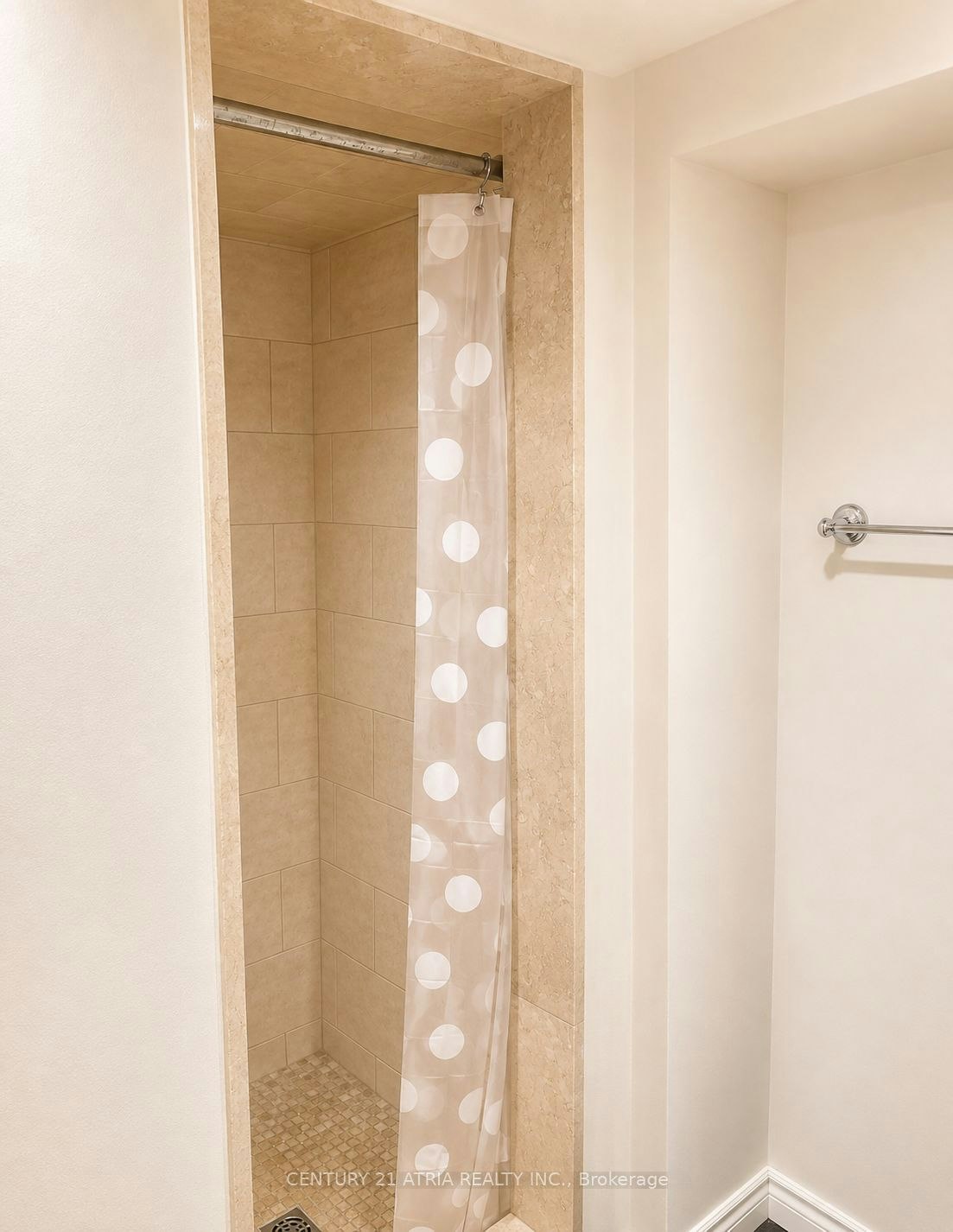 2 Crystal Crescent, Toronto, ON, M8W 2Z7 - 14