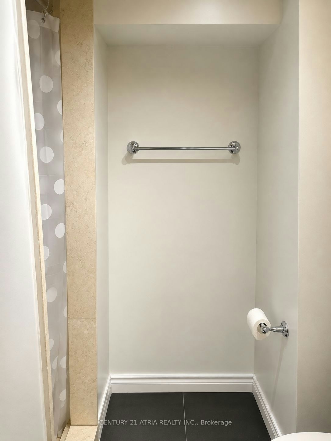 2 Crystal Crescent, Toronto, ON, M8W 2Z7 - 12