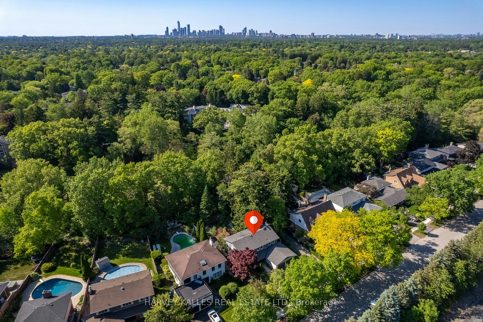 1033 Fair Birch Drive, Mississauga, ON, L5H 1M4