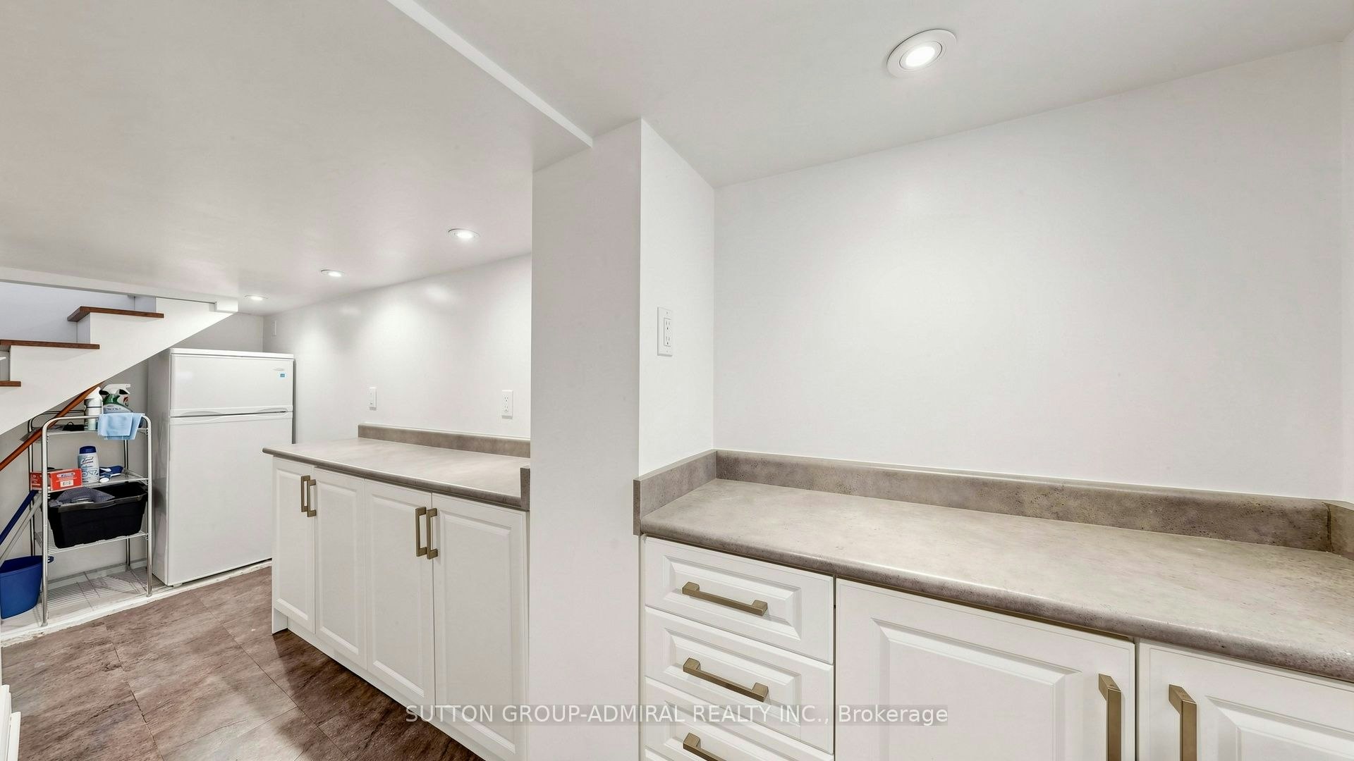 75 Rockcliffe Boulevard, Toronto, ON, M6N 4R4 - 24