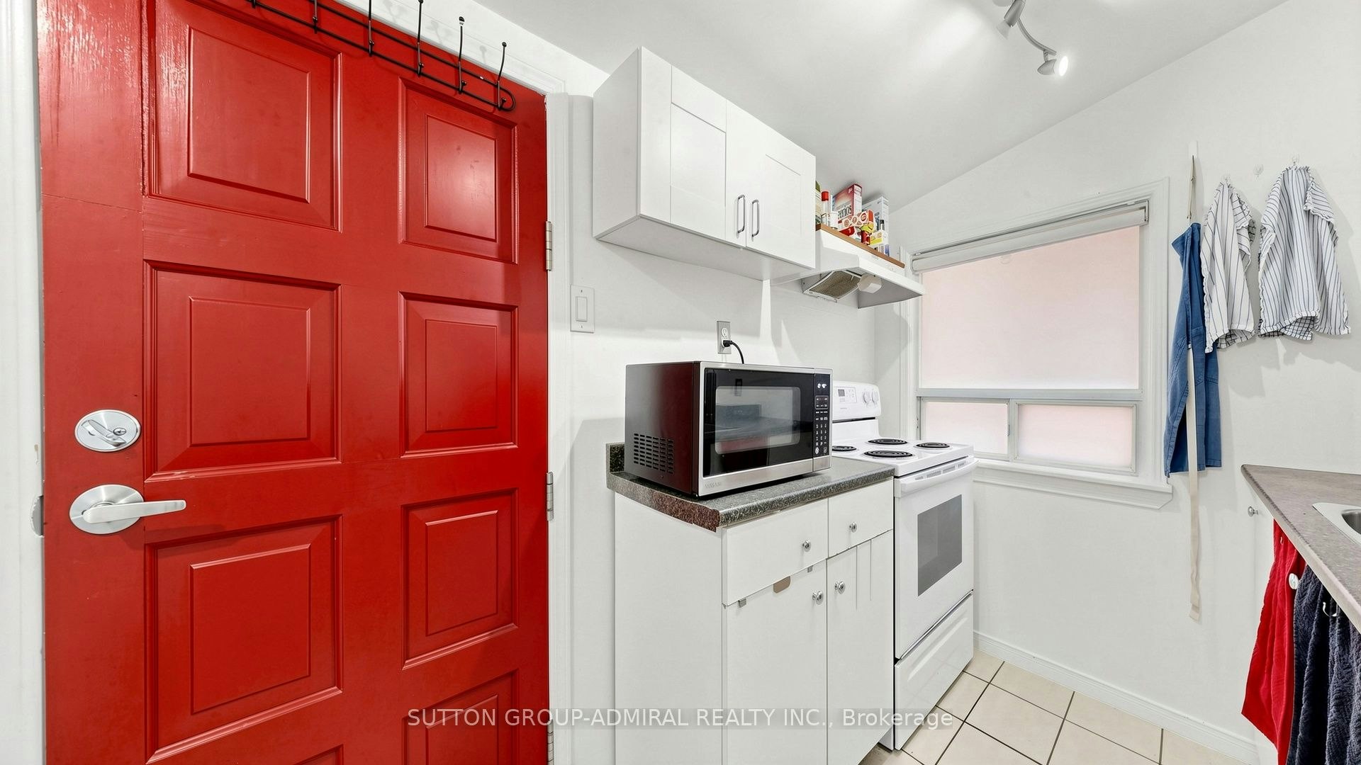 75 Rockcliffe Boulevard, Toronto, ON, M6N 4R4