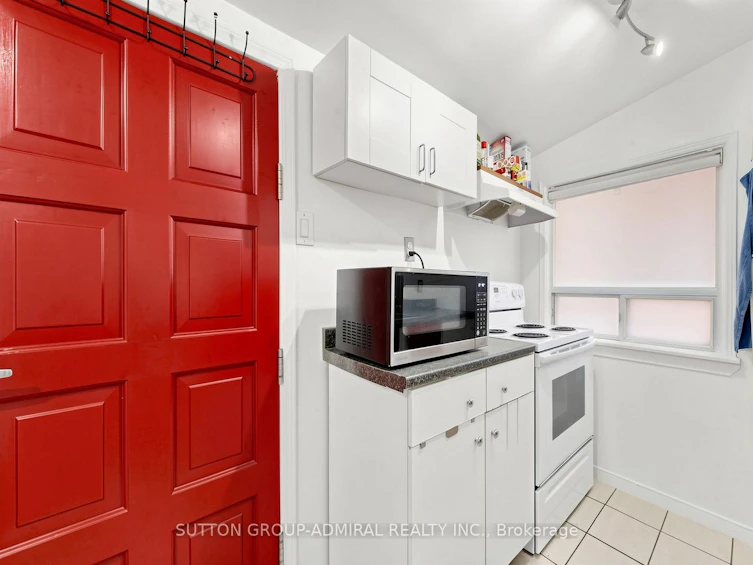 75 Rockcliffe Boulevard, Toronto, ON, M6N 4R4