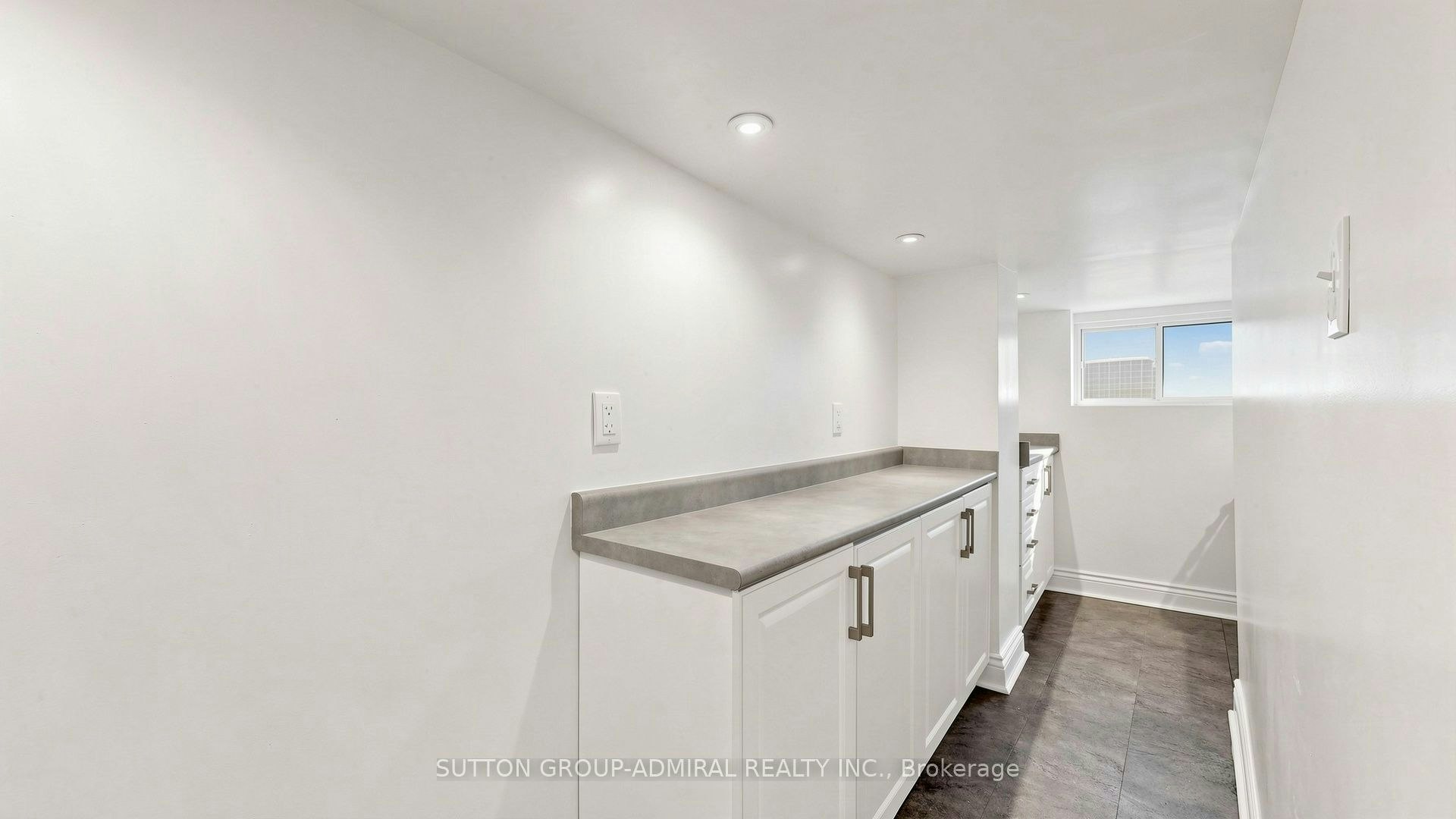 75 Rockcliffe Boulevard, Toronto, ON, M6N 4R4 - 22