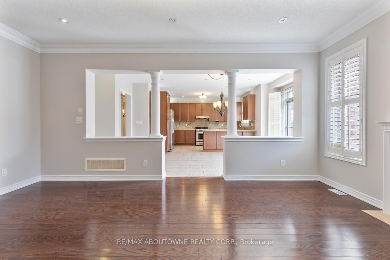 2232 Millstone Drive, Oakville, ON, L6M 0G1 - 13