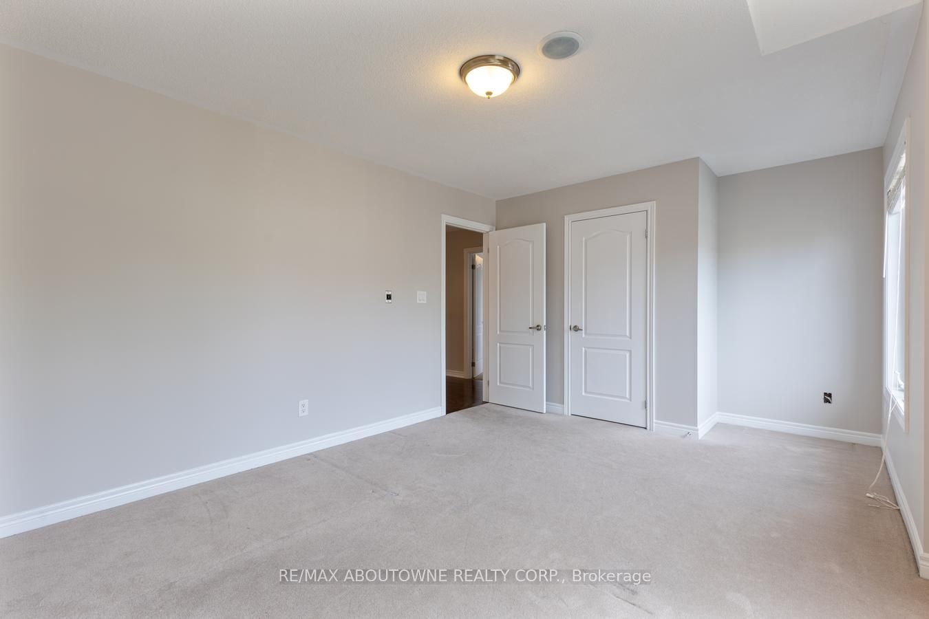 2232 Millstone Drive, Oakville, ON, L6M 0G1 - 23