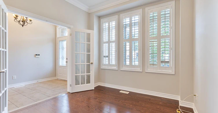 2232 Millstone Drive, Oakville, ON, L6M 0G1 - 4