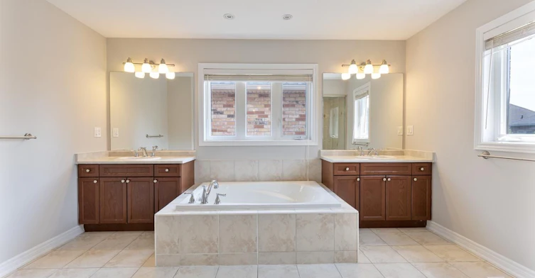 2232 Millstone Drive, Oakville, ON, L6M 0G1 - 30