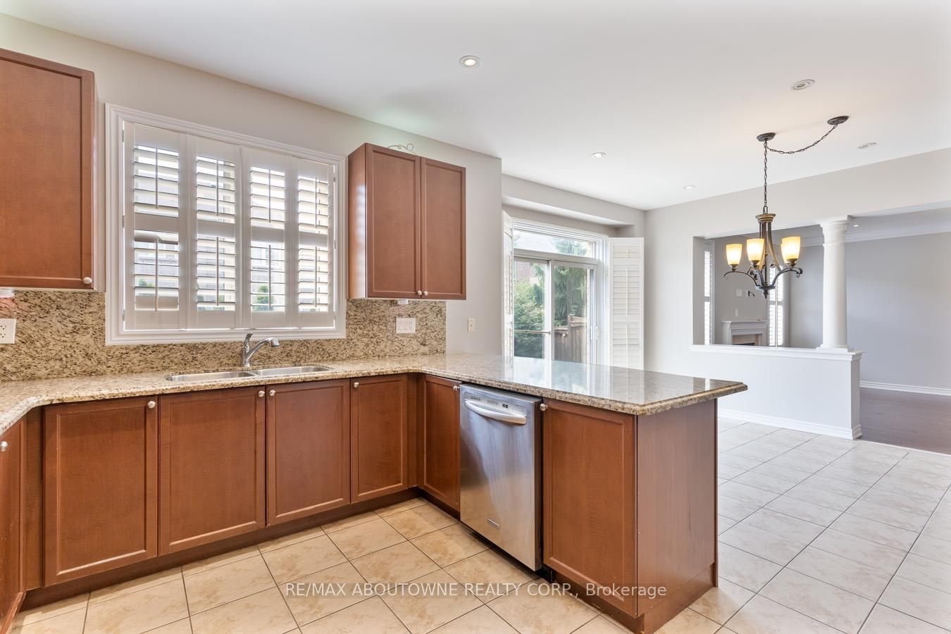 2232 Millstone Drive, Oakville, ON, L6M 0G1 - 15