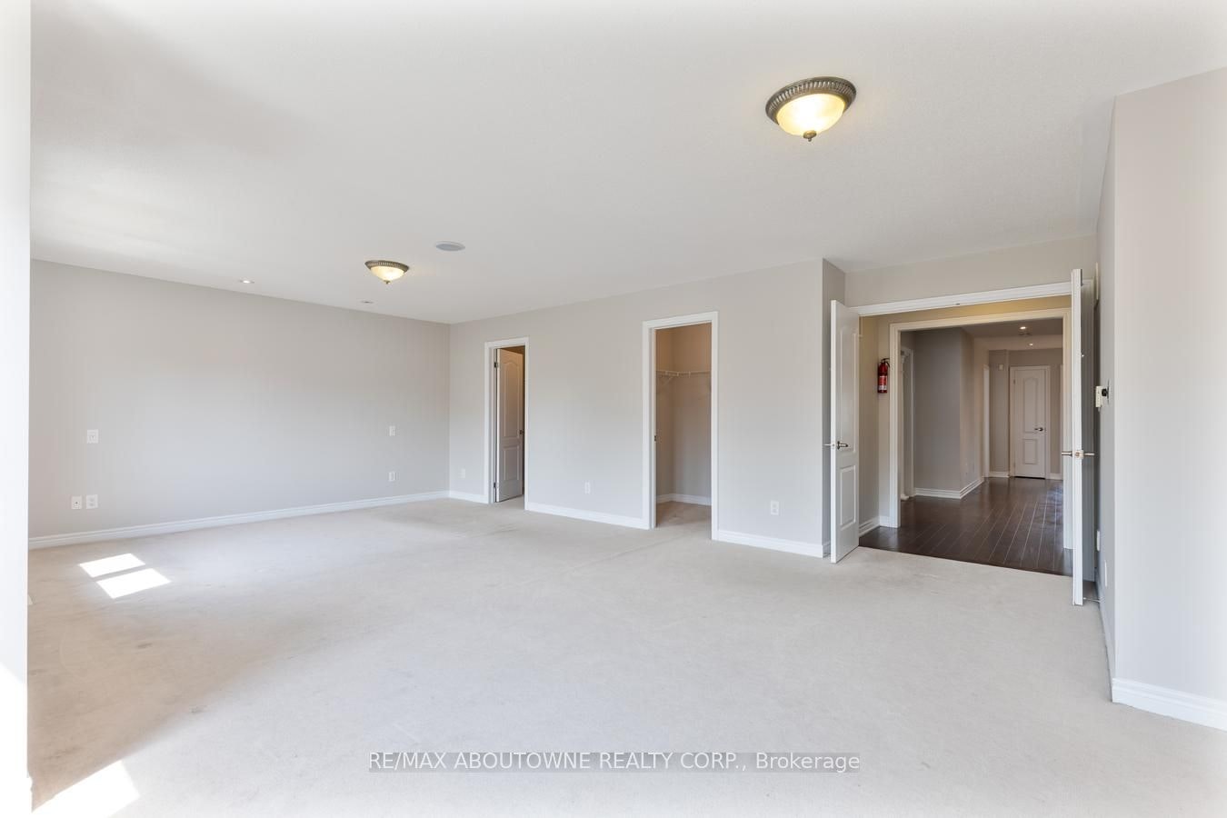 2232 Millstone Drive, Oakville, ON, L6M 0G1 - 28