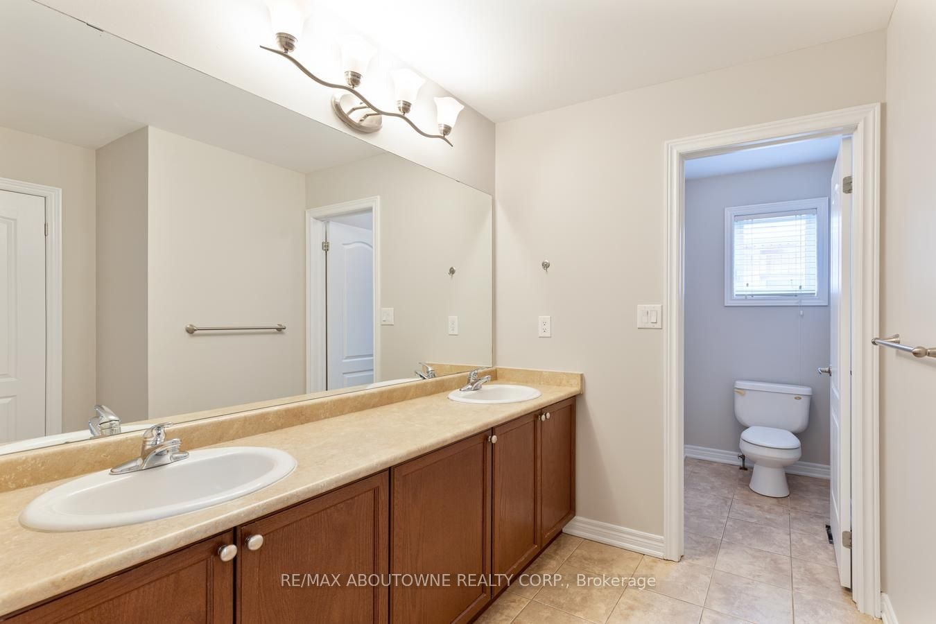 2232 Millstone Drive, Oakville, ON, L6M 0G1 - 24