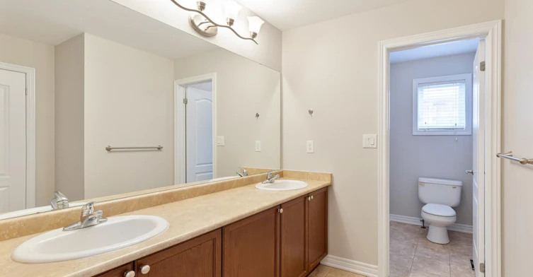 2232 Millstone Drive, Oakville, ON, L6M 0G1 - 24