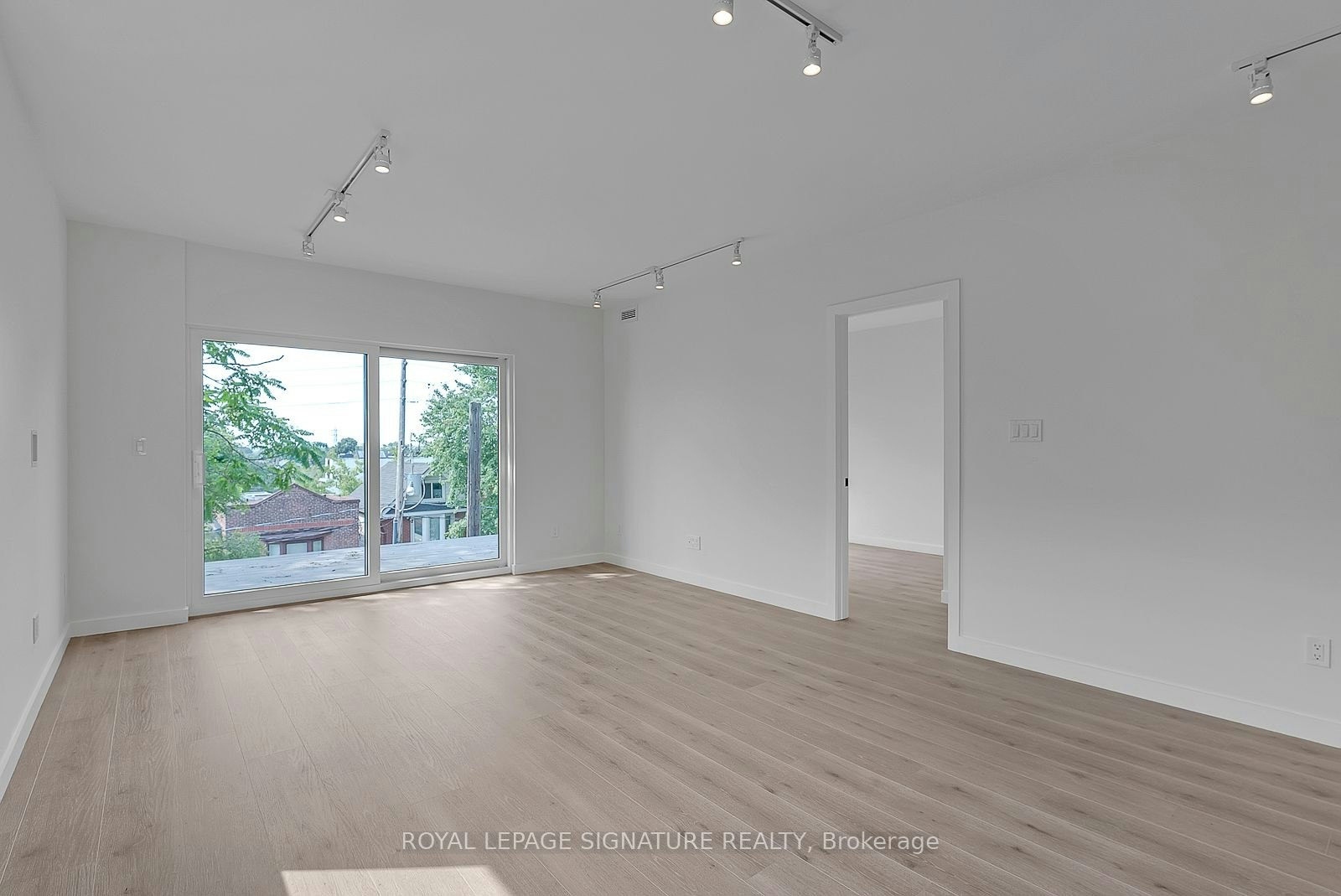 4-1254 Davenport Road, Toronto, ON, M6H 2G9 - 13