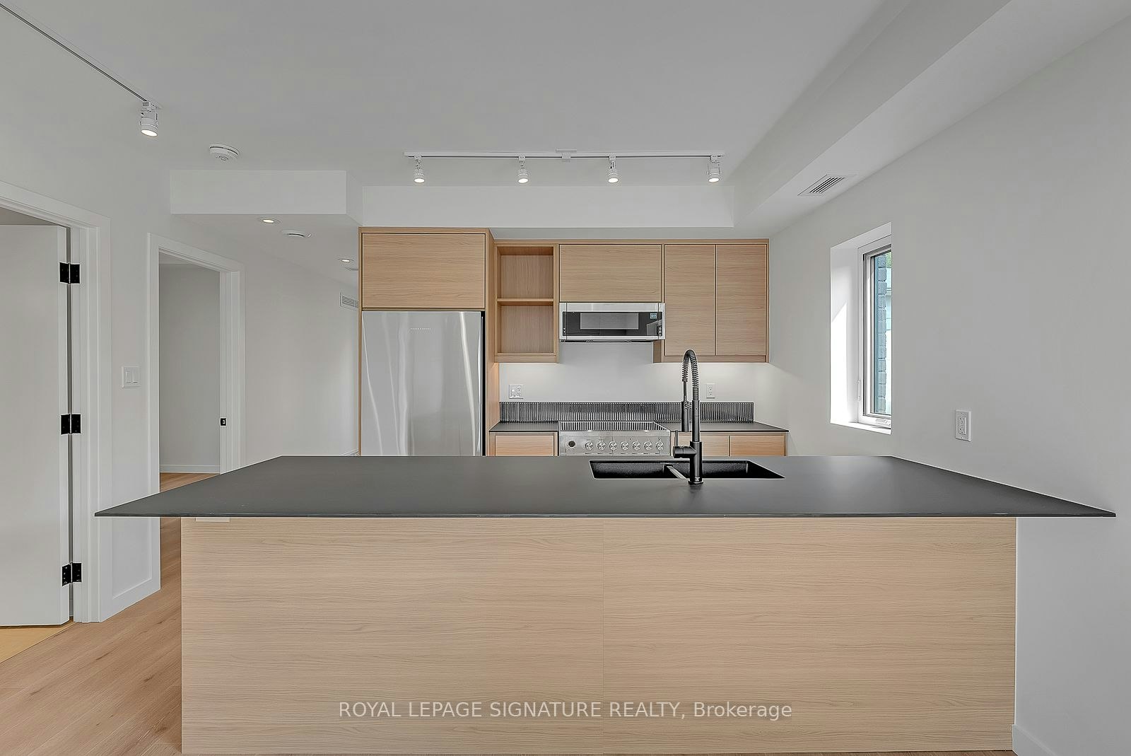 4-1254 Davenport Road, Toronto, ON, M6H 2G9 - 8