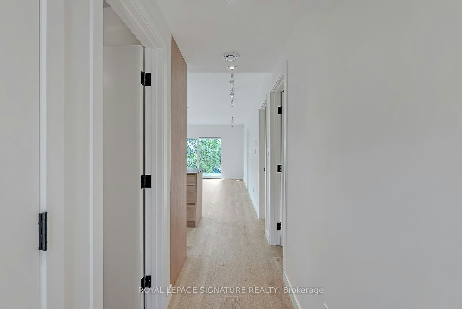 4-1254 Davenport Road, Toronto, ON, M6H 2G9 - 3
