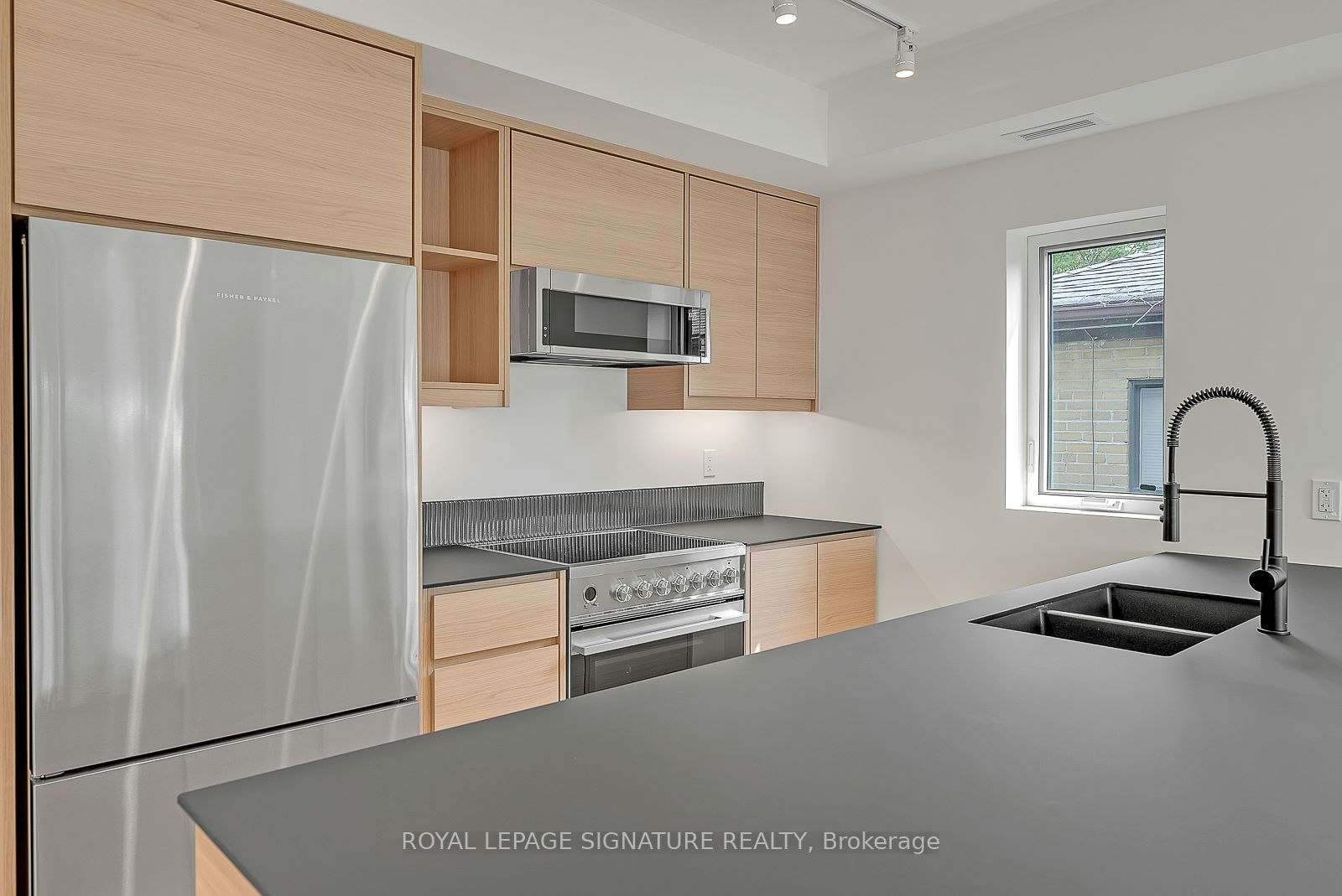4-1254 Davenport Road, Toronto, ON, M6H 2G9 - 6
