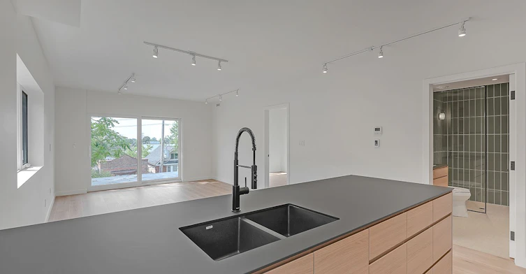 4-1254 Davenport Road, Toronto, ON, M6H 2G9 - 10