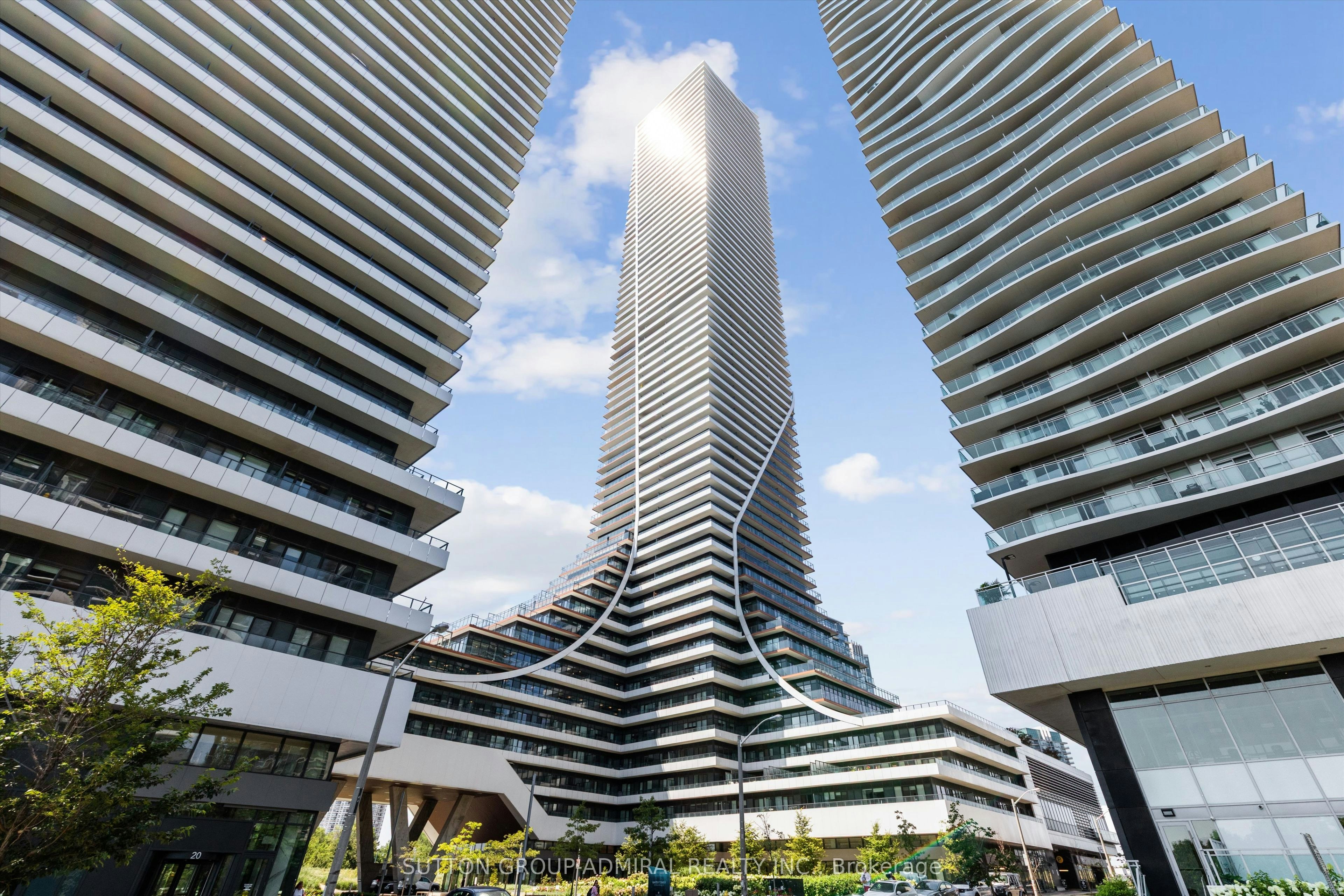 4908-30 Shore Breeze Drive, Toronto, ON, M8V 0J1