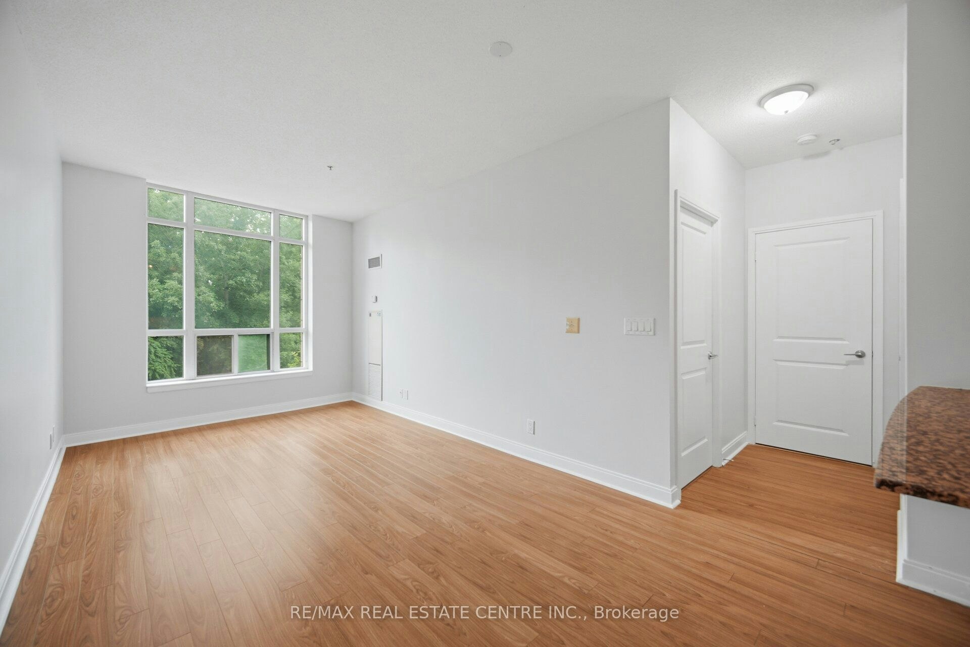 205-90 Absolute Avenue, Mississauga, ON, L4Z 0A3 - 14