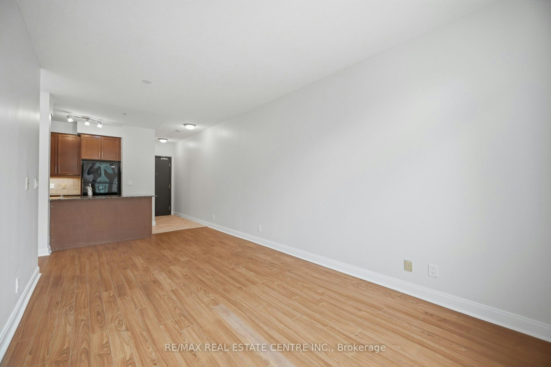 205-90 Absolute Avenue, Mississauga, ON, L4Z 0A3 - 18
