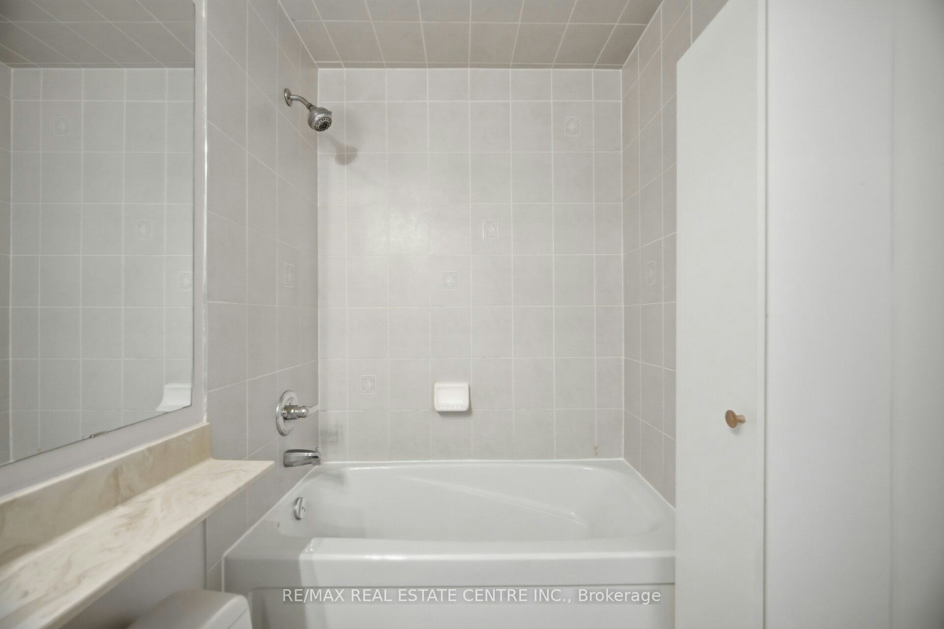 205-90 Absolute Avenue, Mississauga, ON, L4Z 0A3 - 24