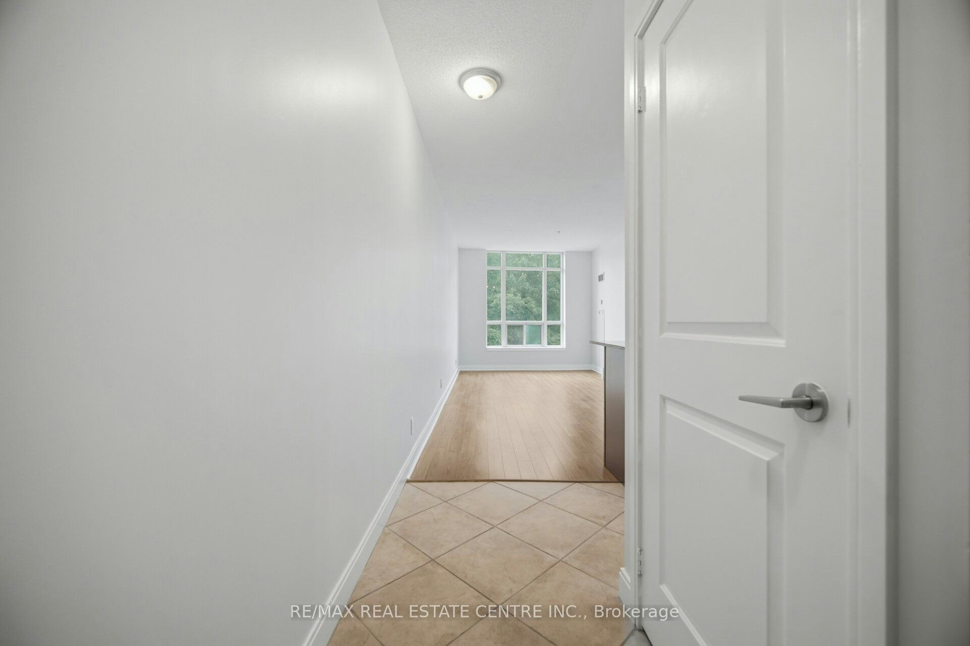 205-90 Absolute Avenue, Mississauga, ON, L4Z 0A3 - 9