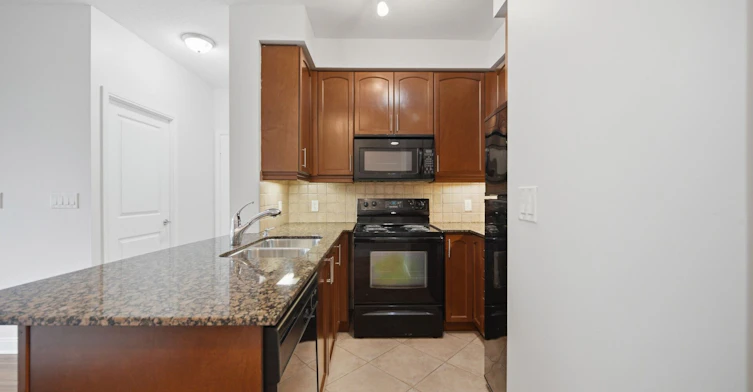 205-90 Absolute Avenue, Mississauga, ON, L4Z 0A3 - 11