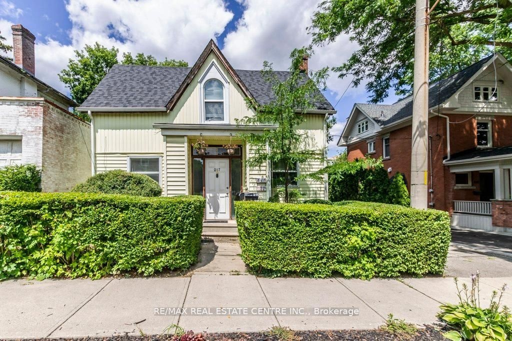 215-217 Queen Street, Milton, ON, L9T 1K3