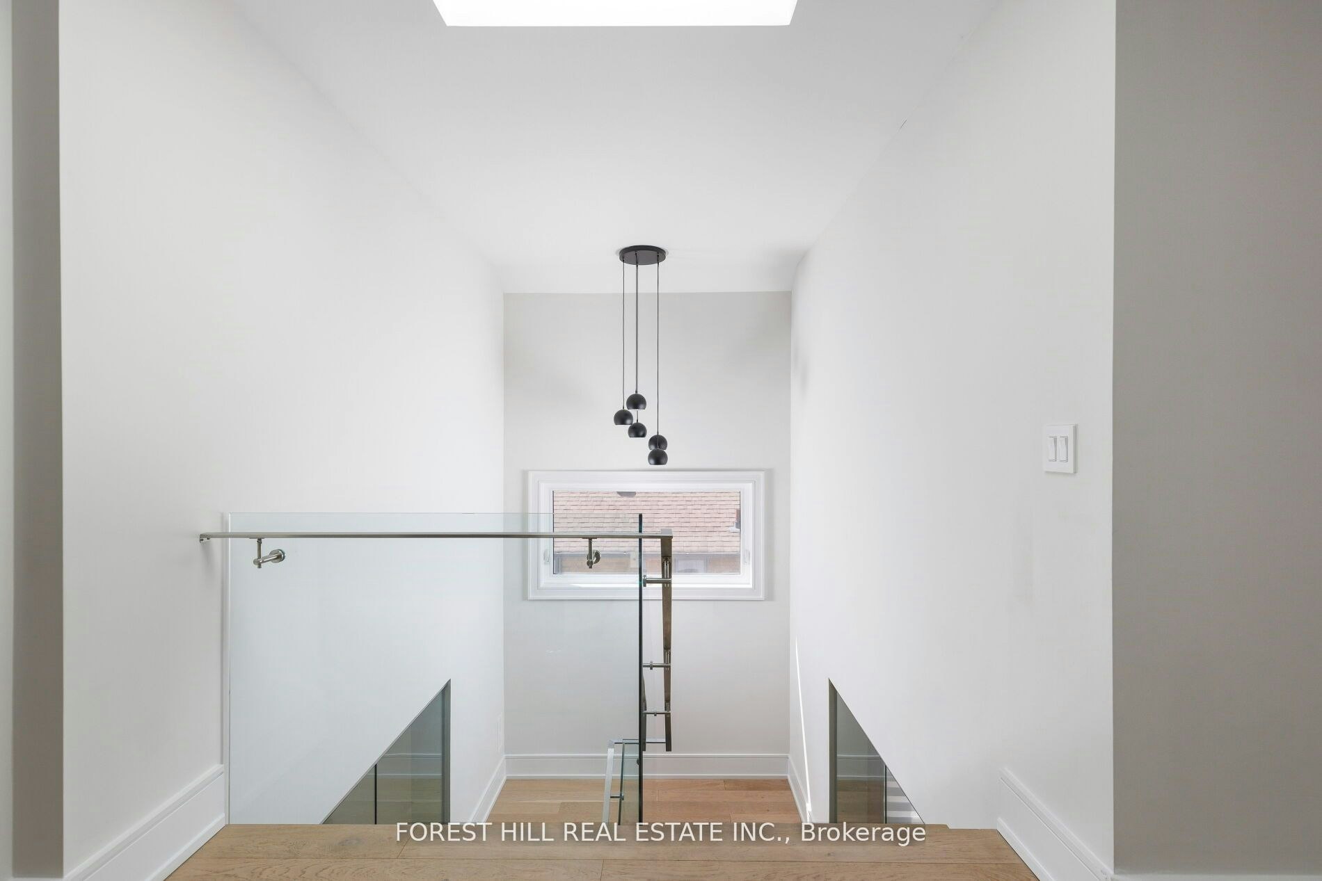 8 Nora Road, Toronto, ON, M9A 1C9 - 23